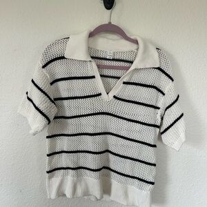 Old Navy White and Black Short Sleeve Sweater